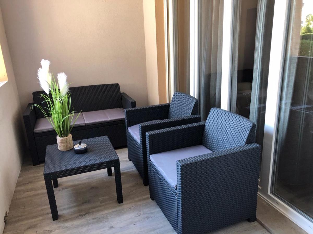 Charmant Appartement Bord De Mer, Plage Кань-сюр-Мер Екстер'єр фото